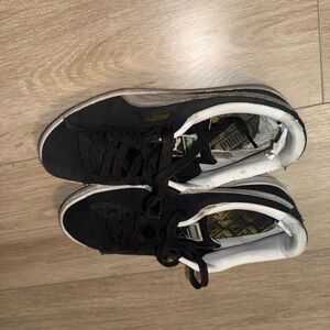 Puma Black and White Casual Sneakers